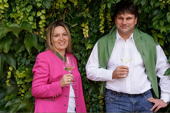 hirtl-weine-galerie-weinahndel-ebner-001.jpg
